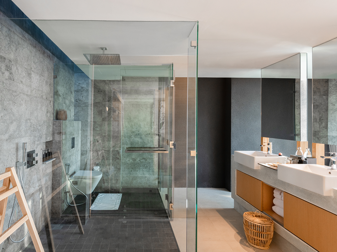 Mason Beachfront Grand Pool Villa R 08