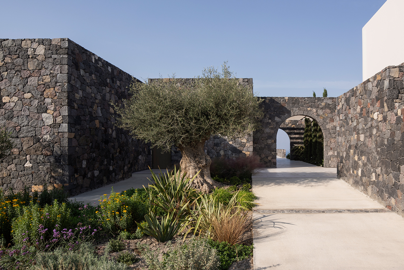 Design Series K Studio Canaves Oia Epitome Exterior 06 004