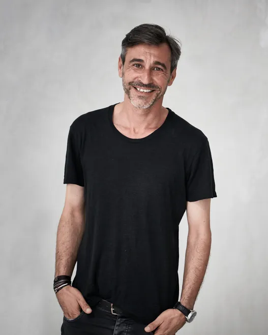 001 Yannis Bellonias