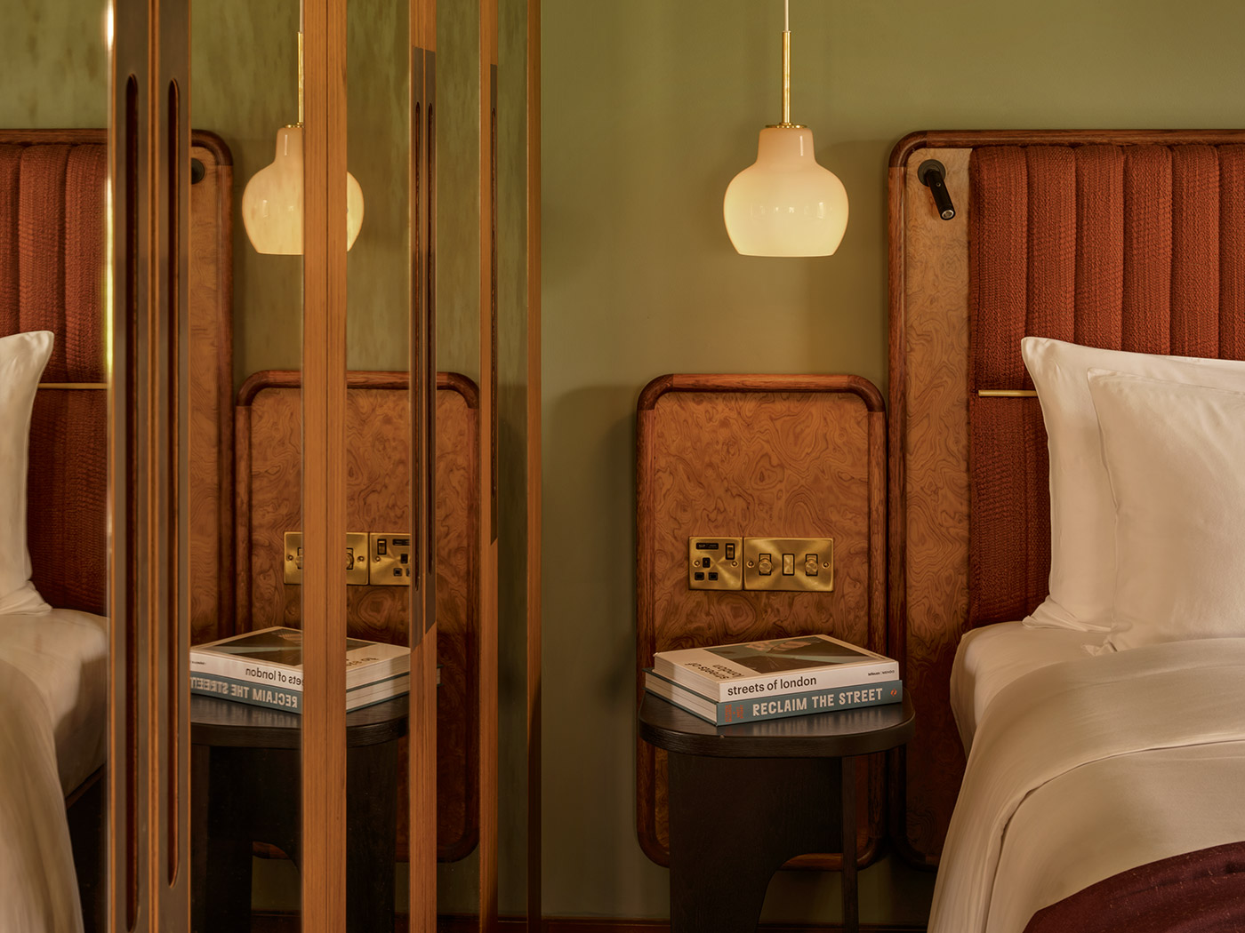 Sir Devonshire Square Sir Corner Suite R 02