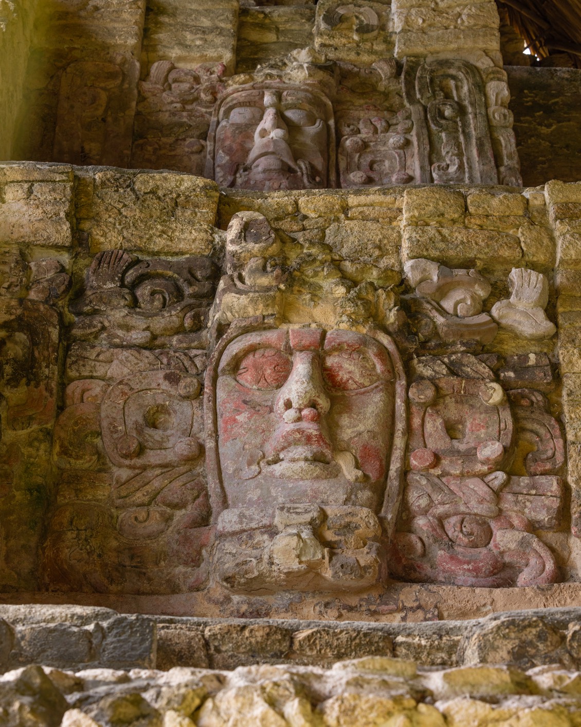 006 Rodrigo Juarez Kohunlich Carousel 02