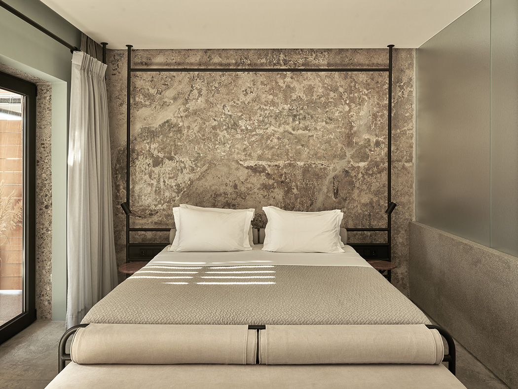Dexamenes Seaside Hotel Courtyard Wine Tank Suite R V2 03