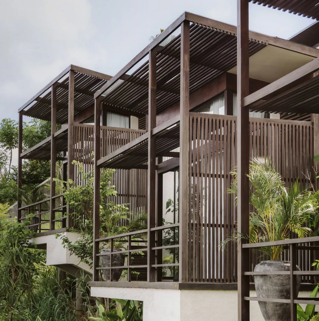 W40 41 Latest Hotels Somewhere Lombok 01