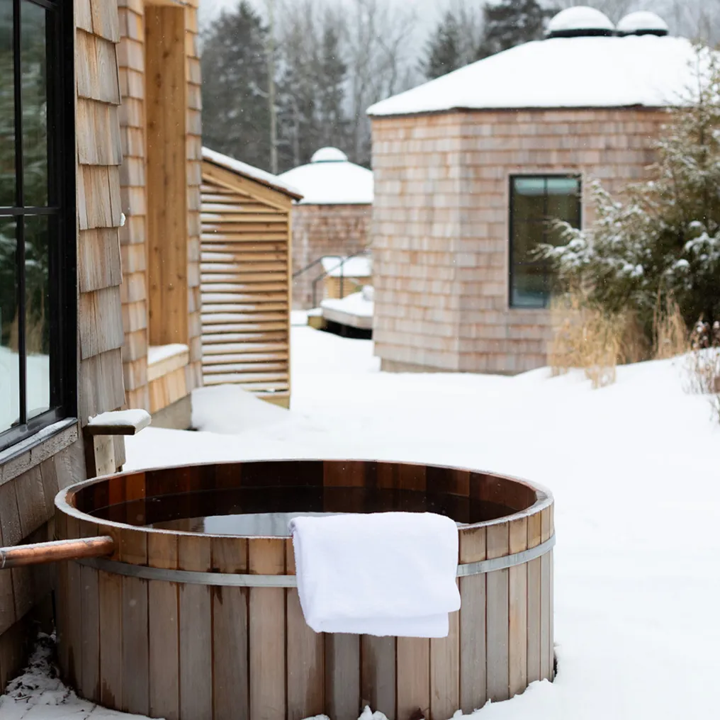 Scribners Catskill Lodge Theme Box 02 Wellness 01.4