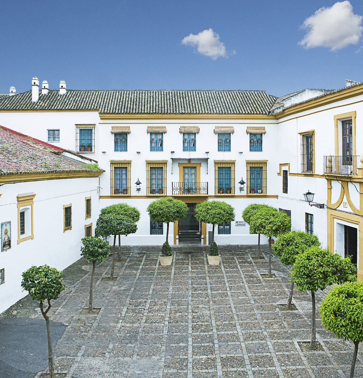 Hospes Las Casas Del Rey Architecture