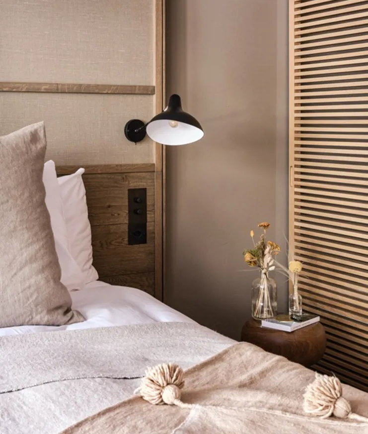 04 MBO Cervo Mountain Resort Guestroom Bed Interior Design