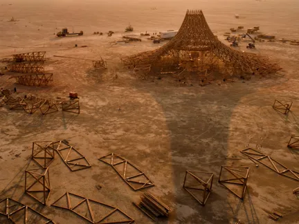 5D9db125916a65021e9c37dd Arthur Mamou Mani 03