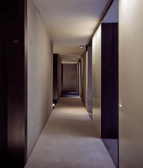 Straf Hallway Lobby Sofas M 08 R B