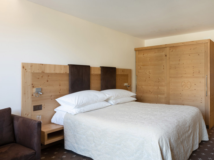 Nira Alpina Bedroom in Silvaplana, St. Moritz