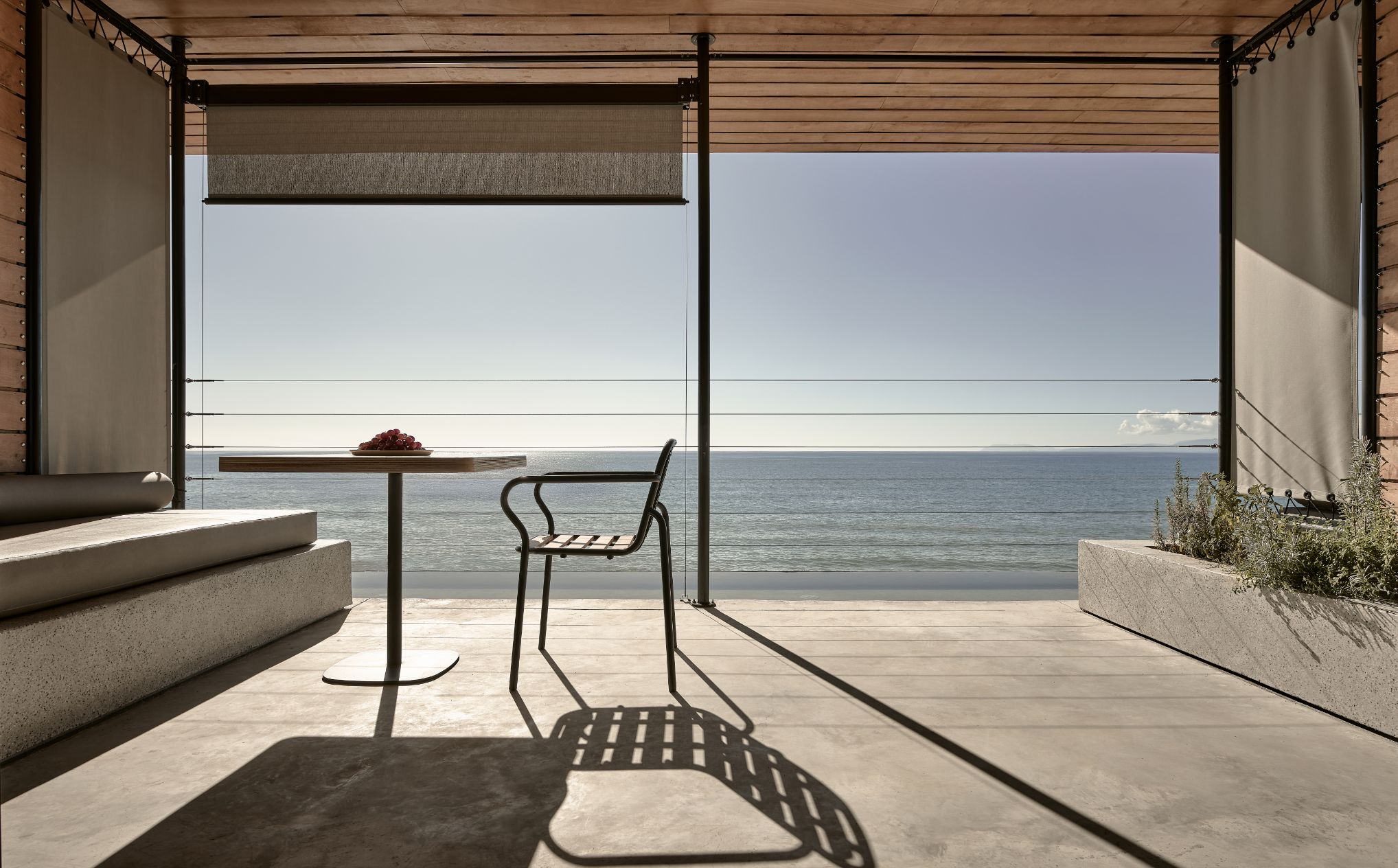 DH26 Journal Best Wine Hotels 06B
