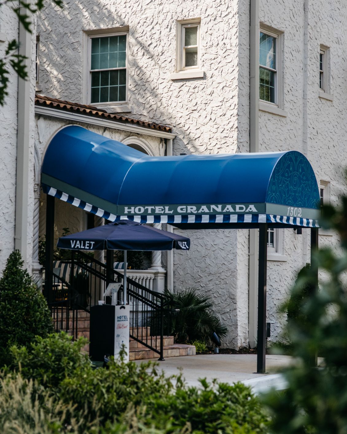 06 Places To Stay Worldcup Atlanta Hotel Granada Entrance 2