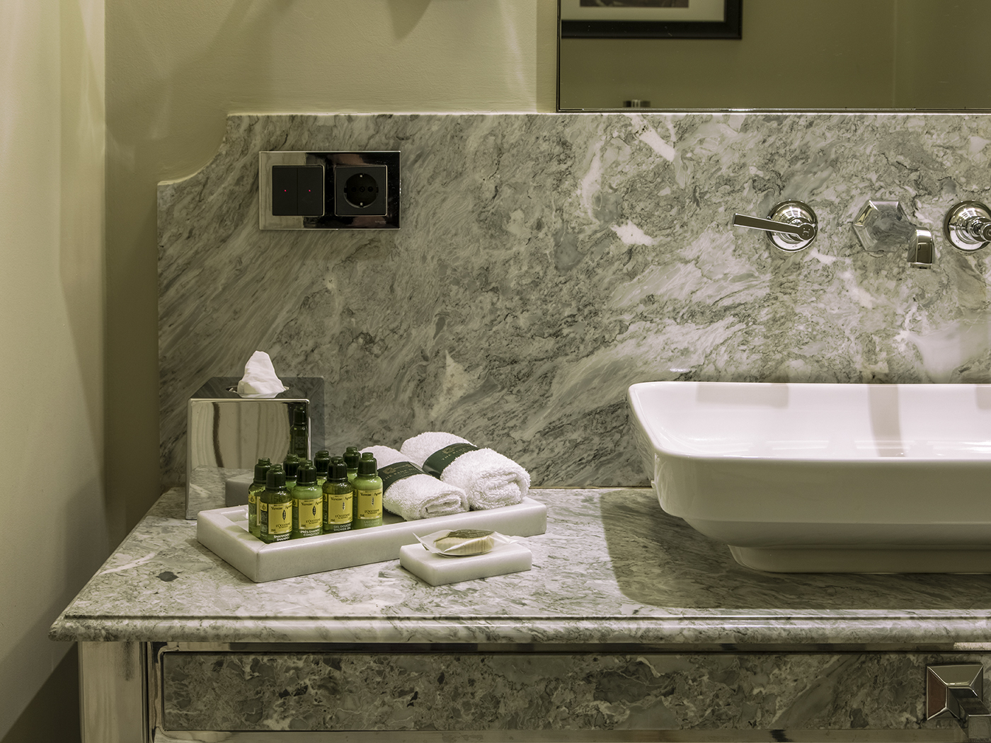 Bank Hotel Istanbul Duplex Suite R 09