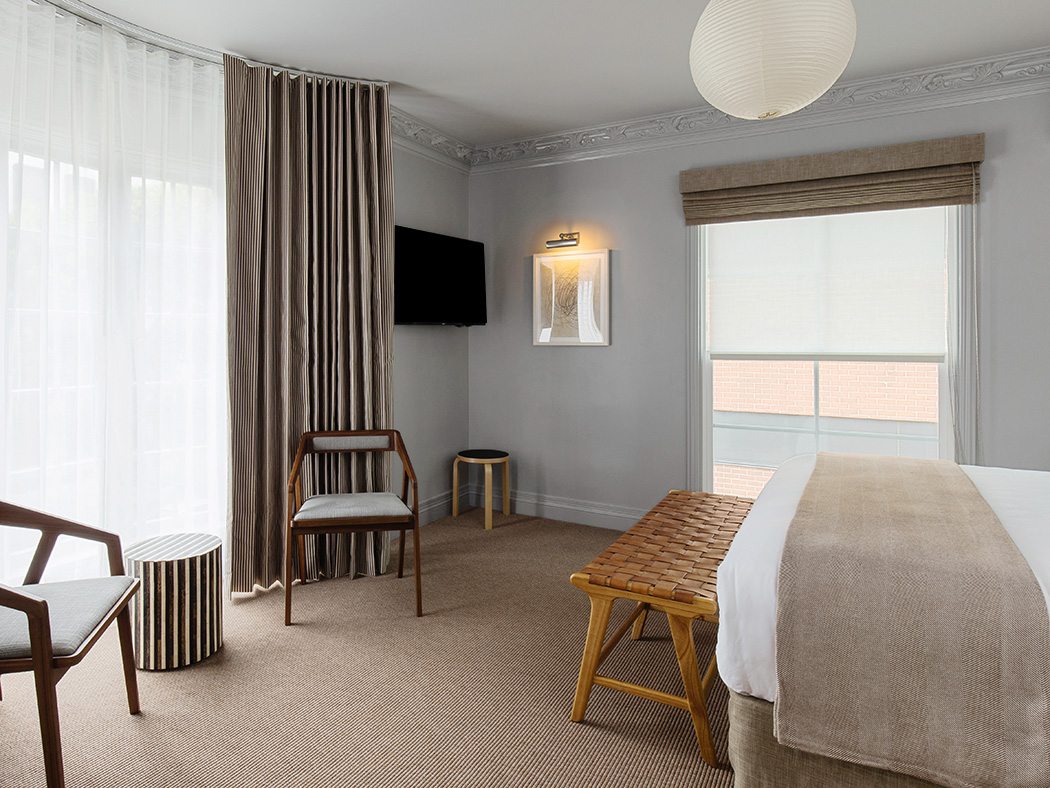 Palihotel Westwood Village Deluxe King R 01