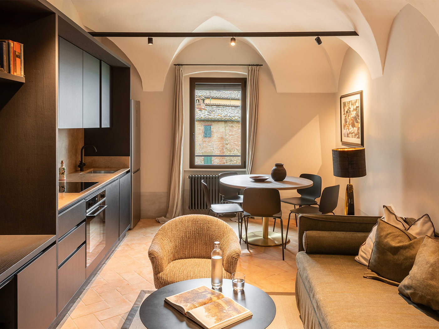 Rastrello Two Room Apartment R V2 02