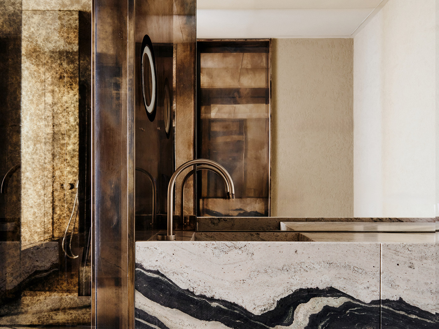 Straf Bathrooms All R 01