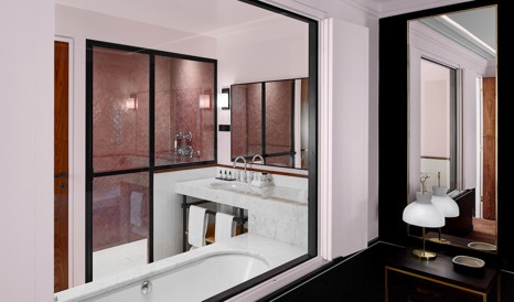 le-roch-hotel-and-spa-bathroom-magenta-M-06-r.jpg