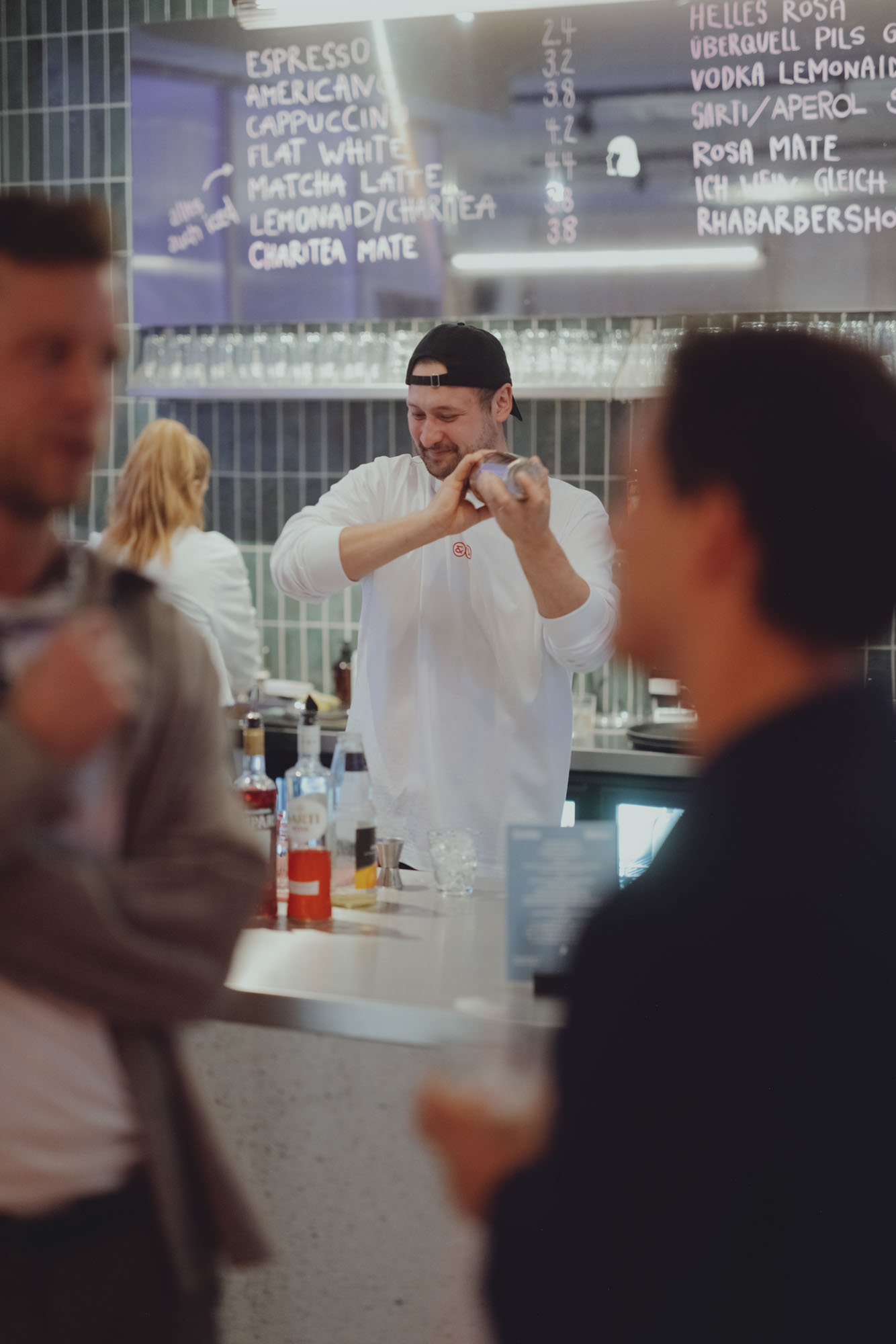 DH25 Aneveningwith Hamburg 13