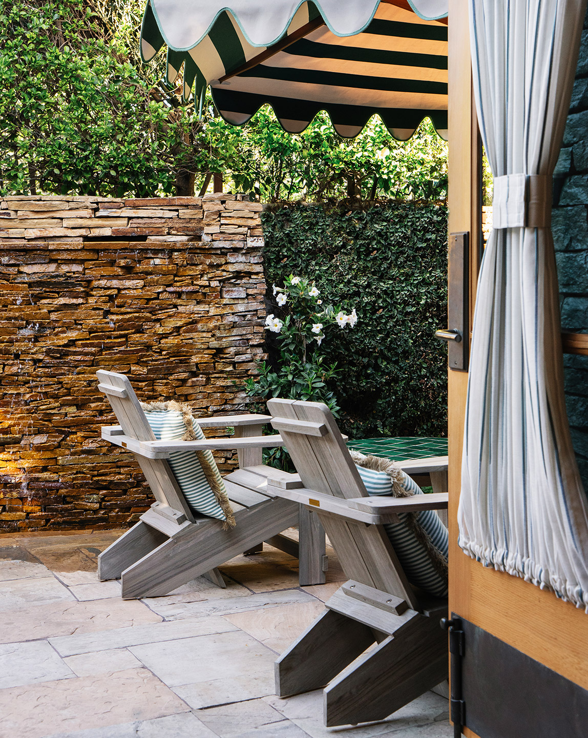 Le Petit Pali Brentwood