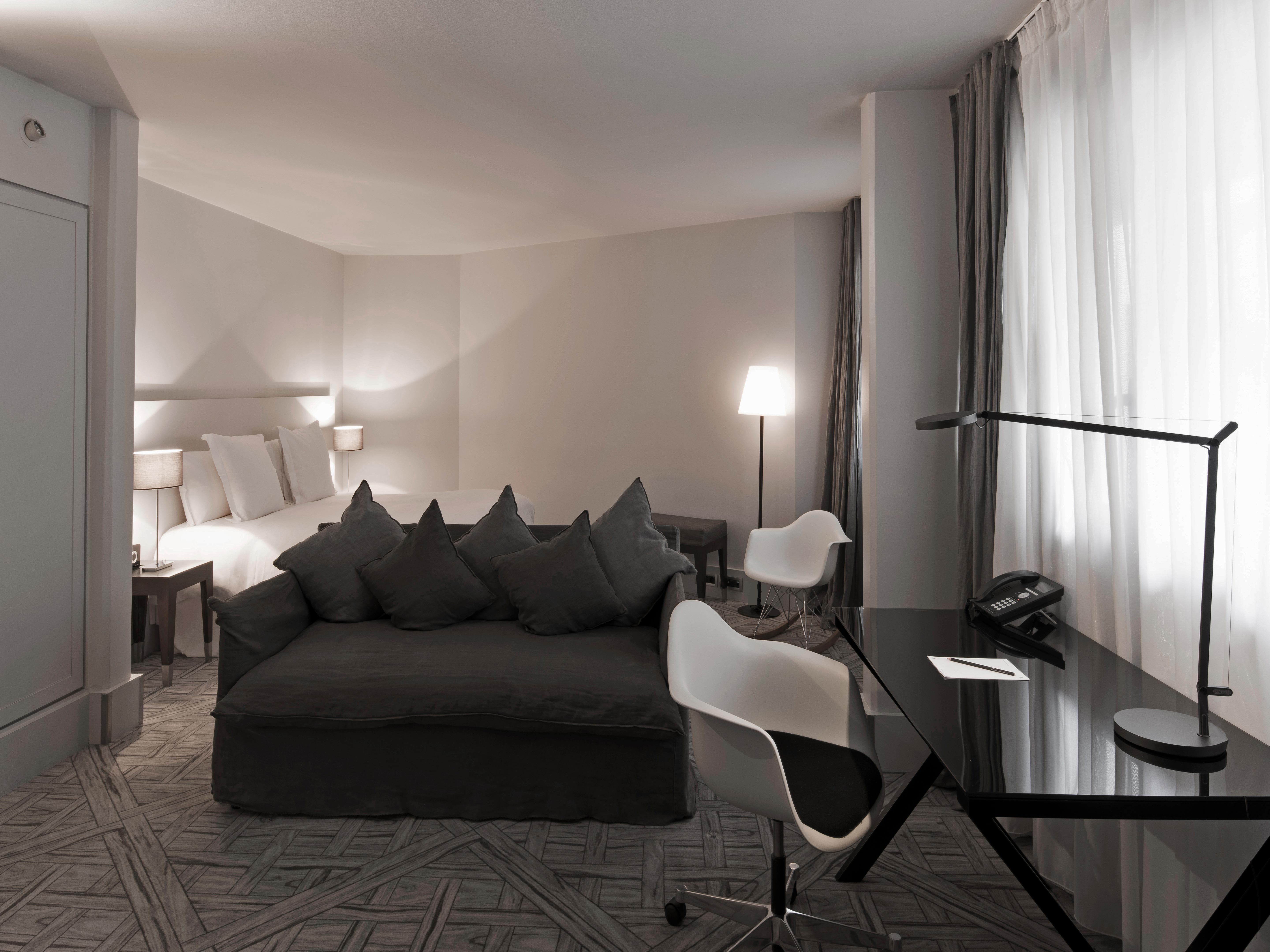 La Maison Champs Elysees Guestroom in Paris