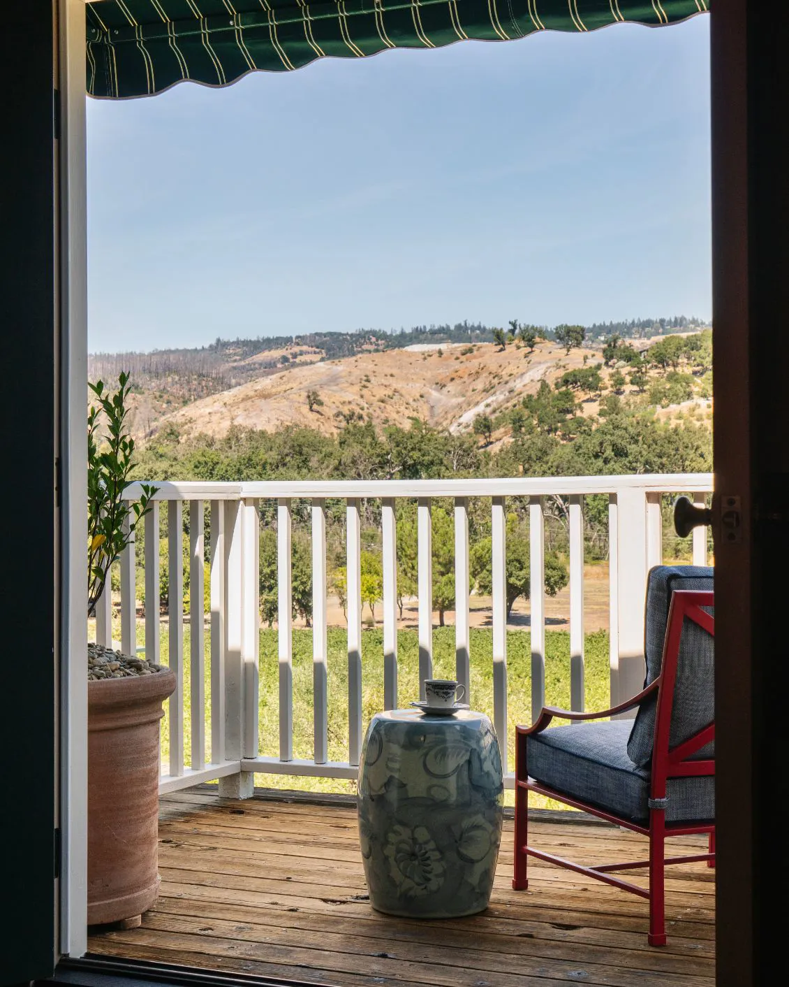 DH26 Journal Best Wine Hotels 26