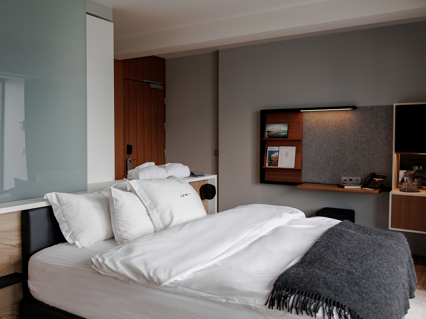 Ion City Hotel Junior Suite R V3 01