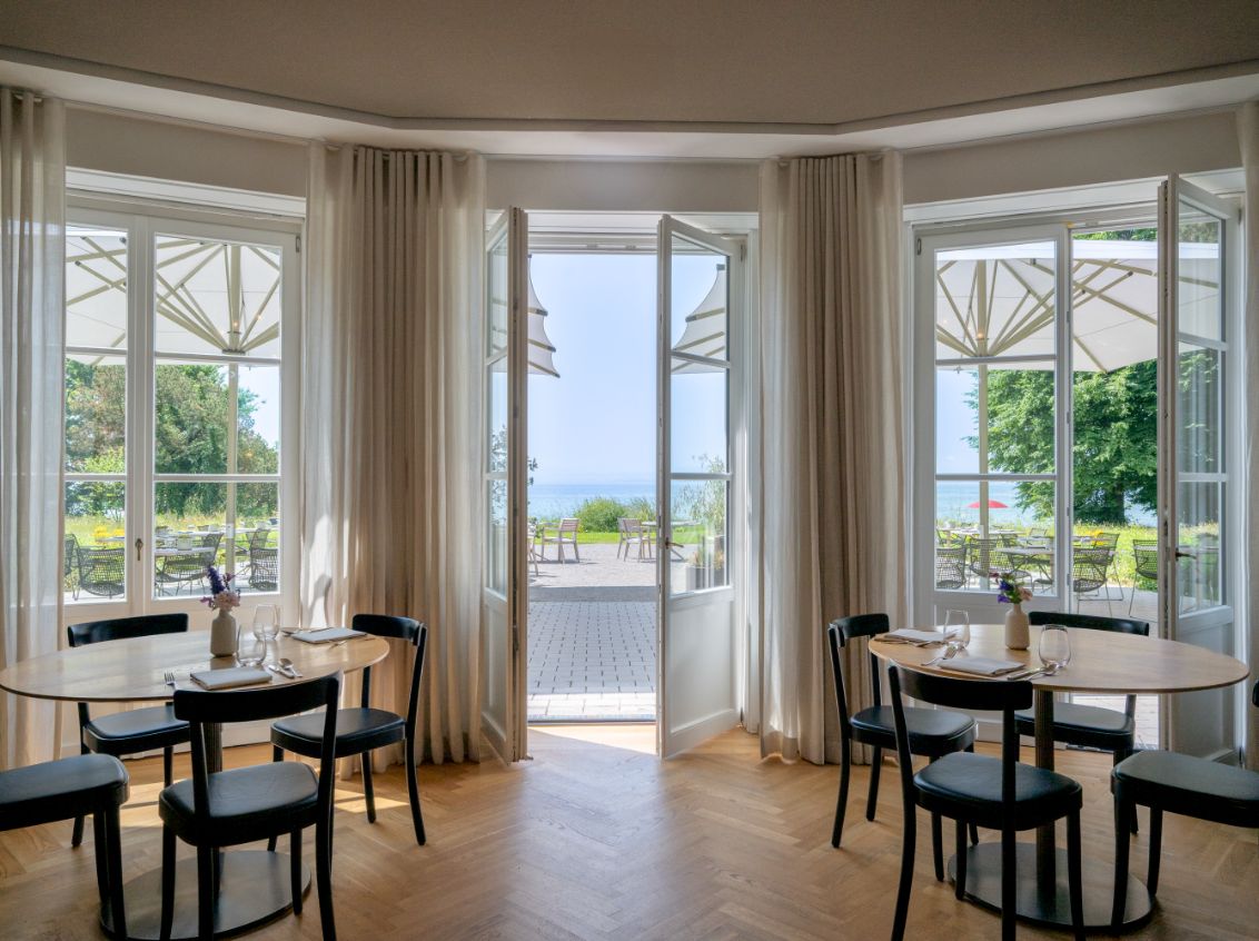 13 DH Water Centered Stays Seegut Zeppelin Restaurant Terrace