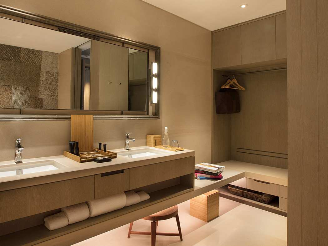 Aurua Yangshou Sugar House Sugar House Retreat King R 06