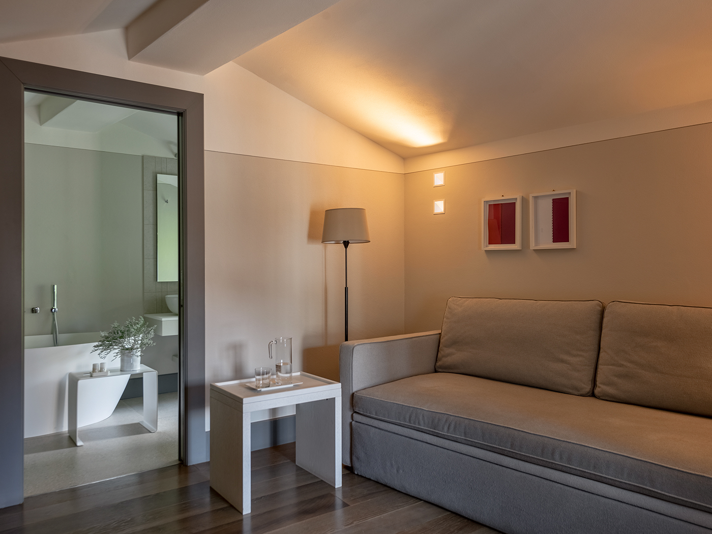 Gombithotel Two Level Suite R 04