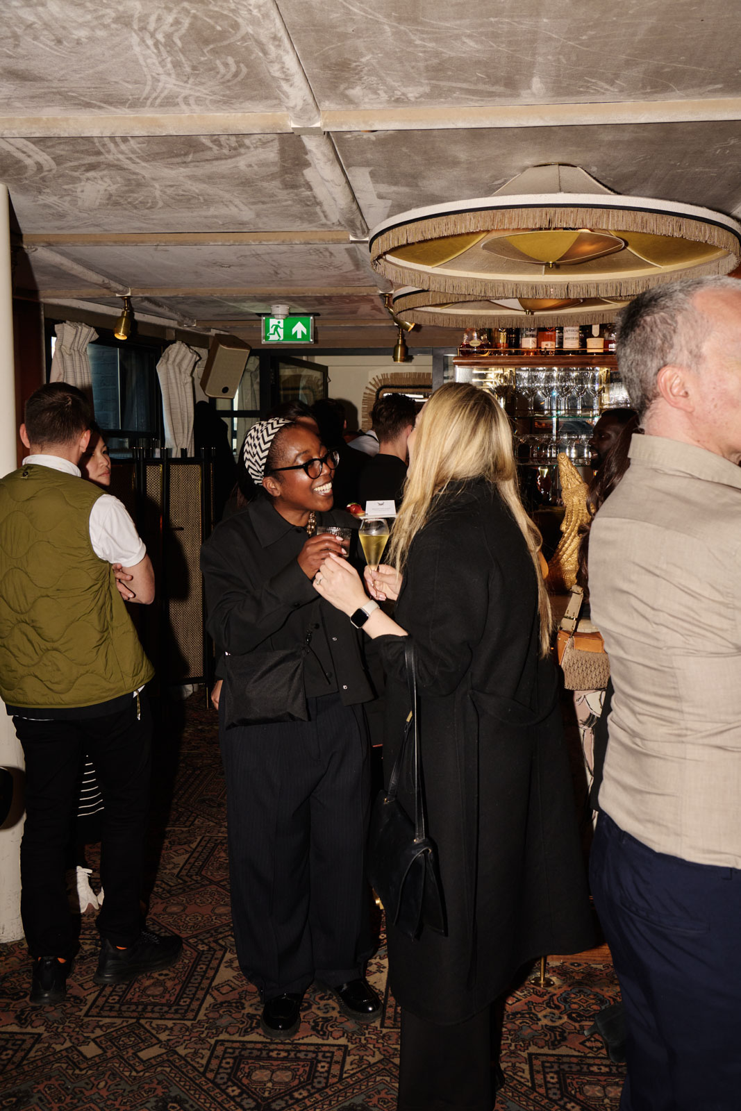 DH24 SALES London S 28