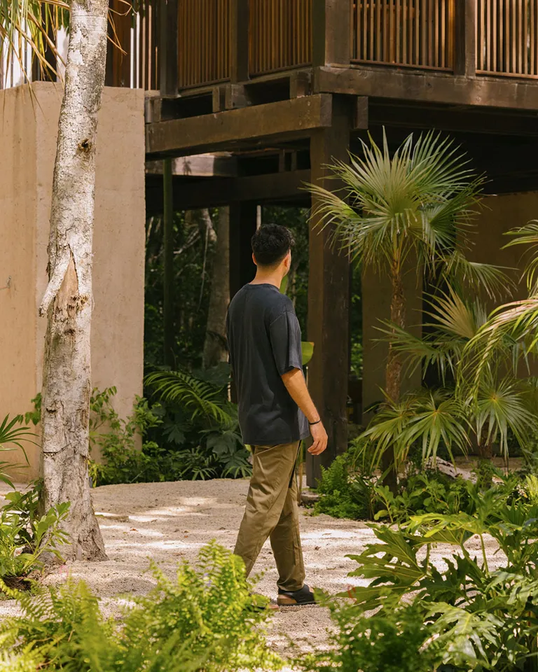 008 Rodrigo Juarez Portrait Treehouse New