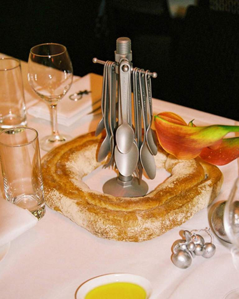 1205731530079624.Memvmz3iumj4gvgivquh Height640