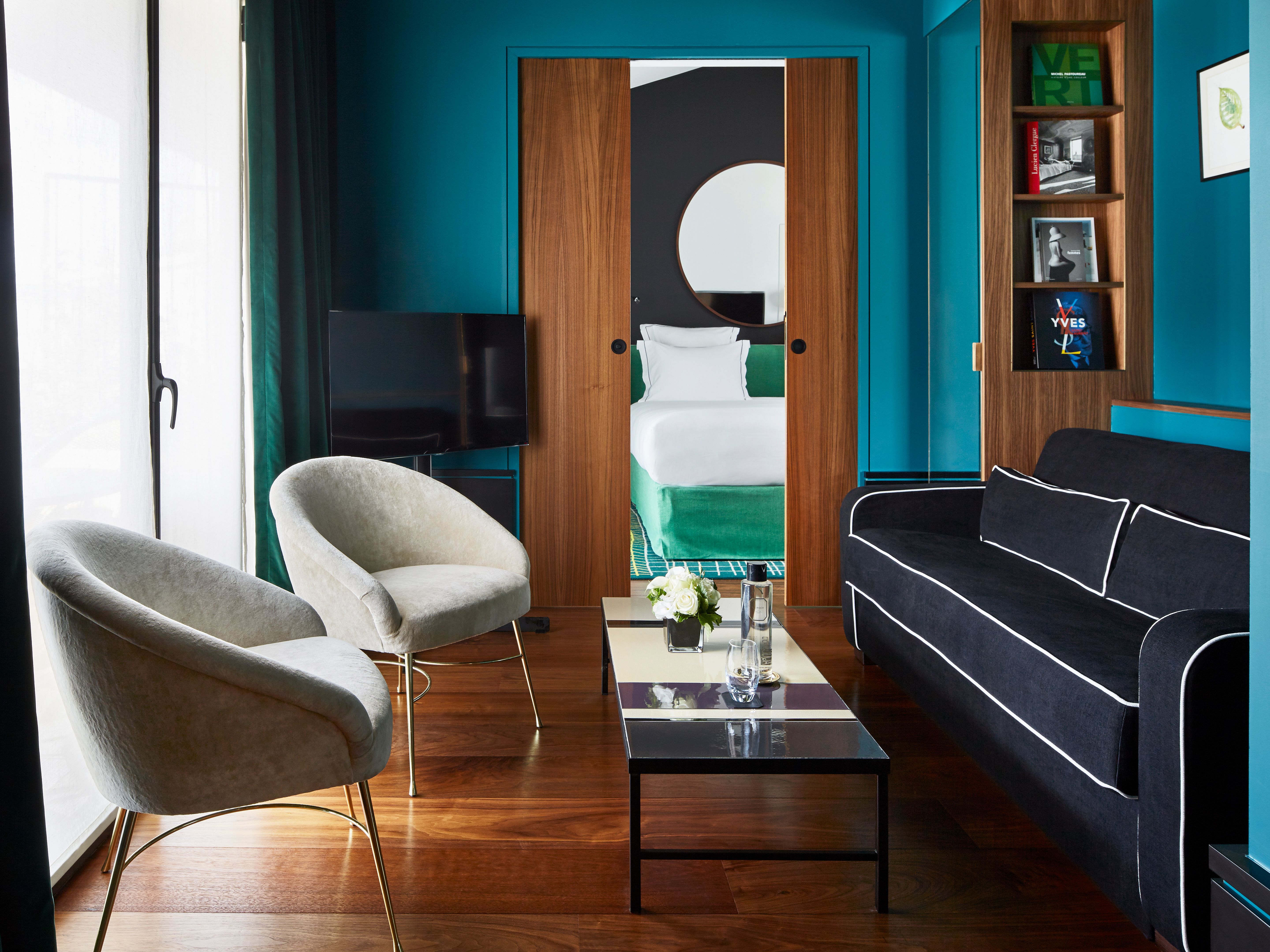 Le Roch Hotel and Spa Couch in Paris