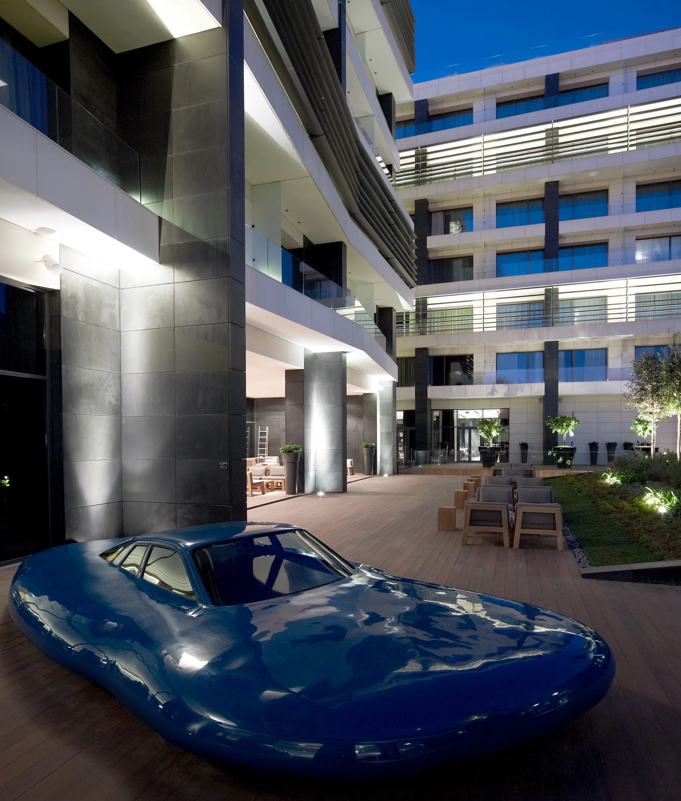 The Met Hotel