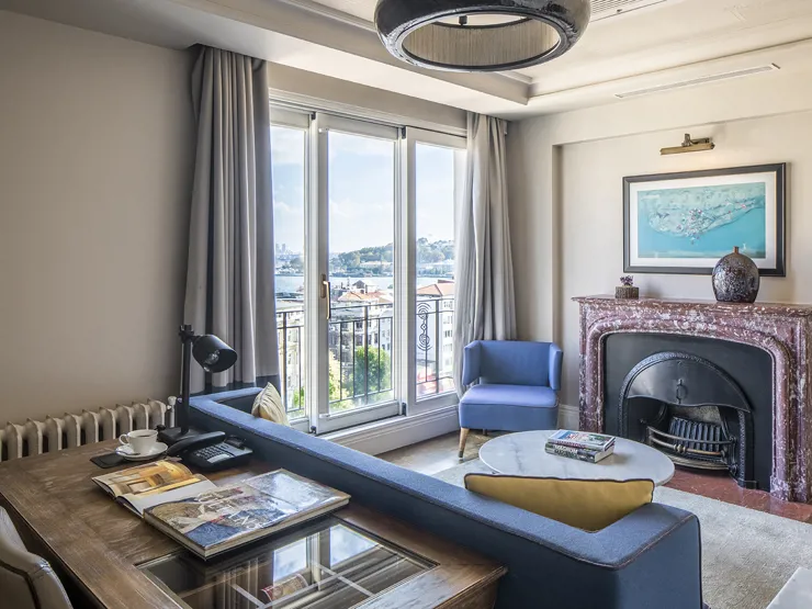 Bank Hotel Istanbul Executive Suite R 01