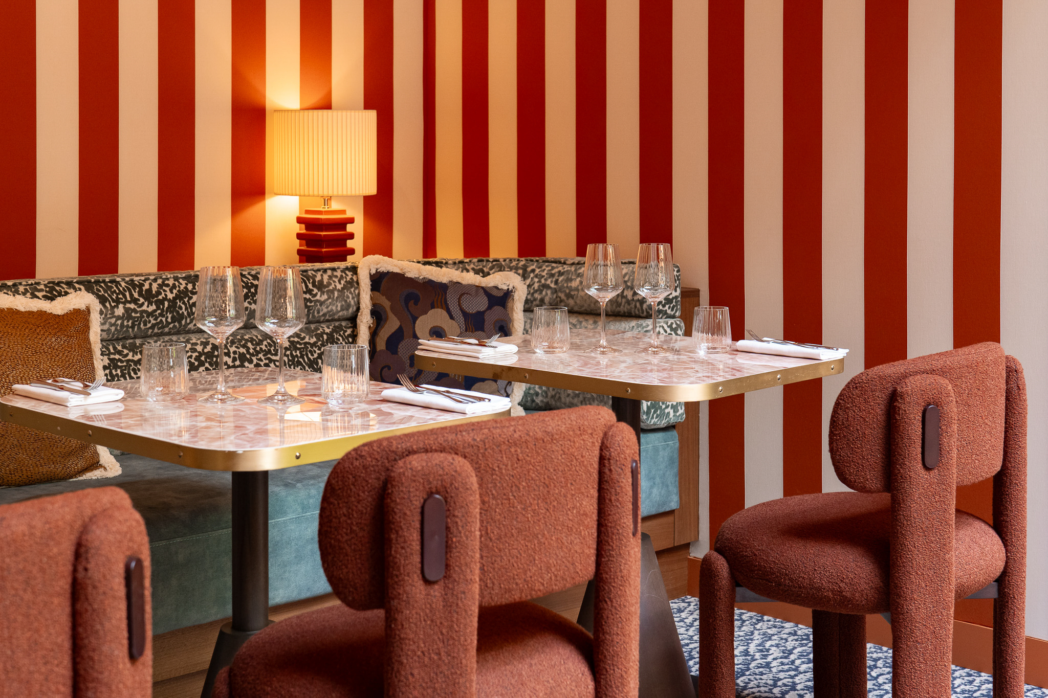 G 08 La Maison Champ Elysees