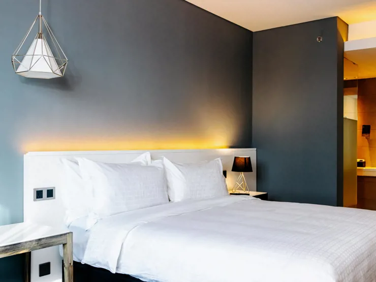 trademark-hotel-corner-one-bedroom-suite-R-3.jpg