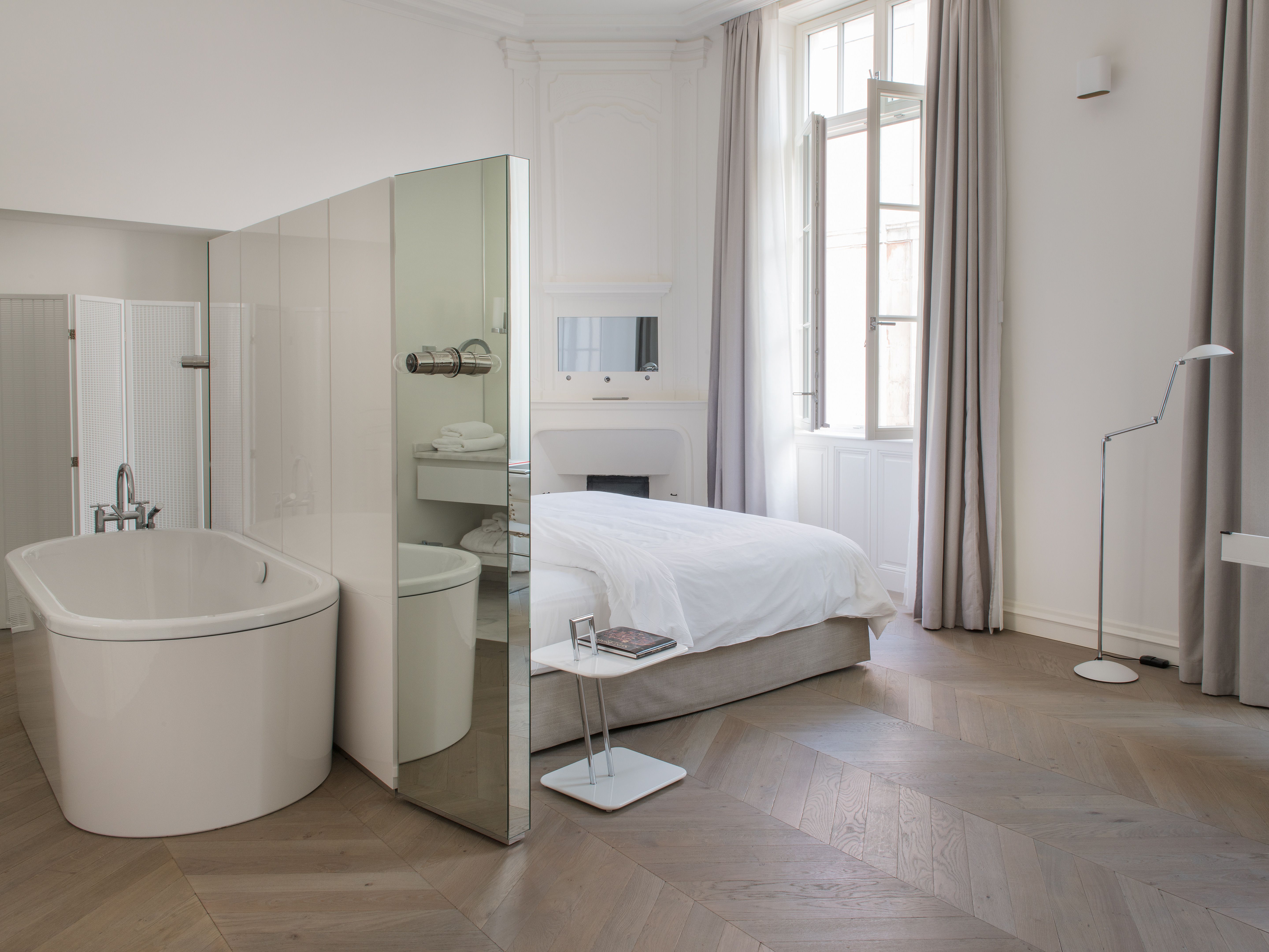 Hotel de Tourrel Tub in Provence