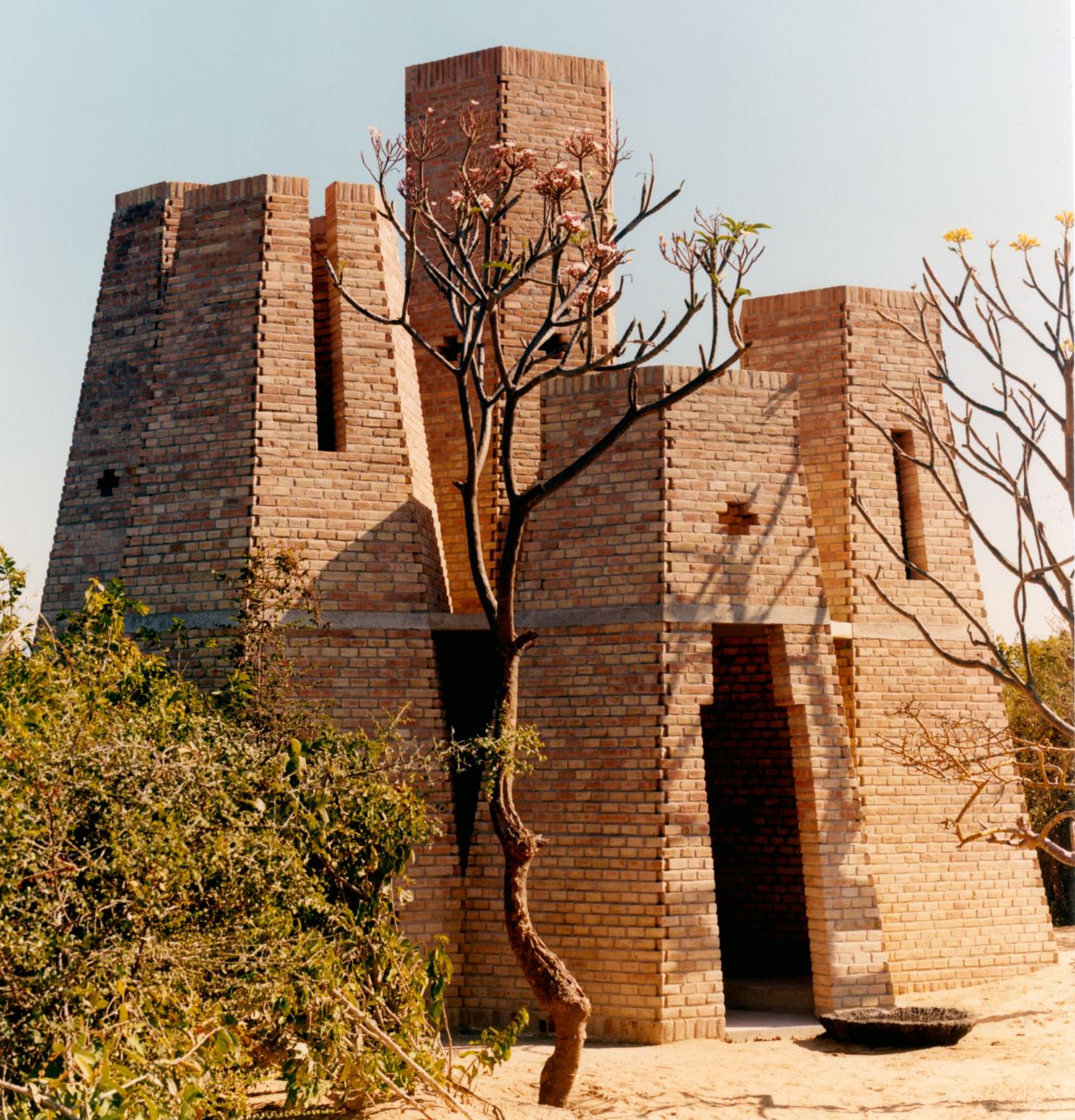 Hotel Terrestre Architecture 3