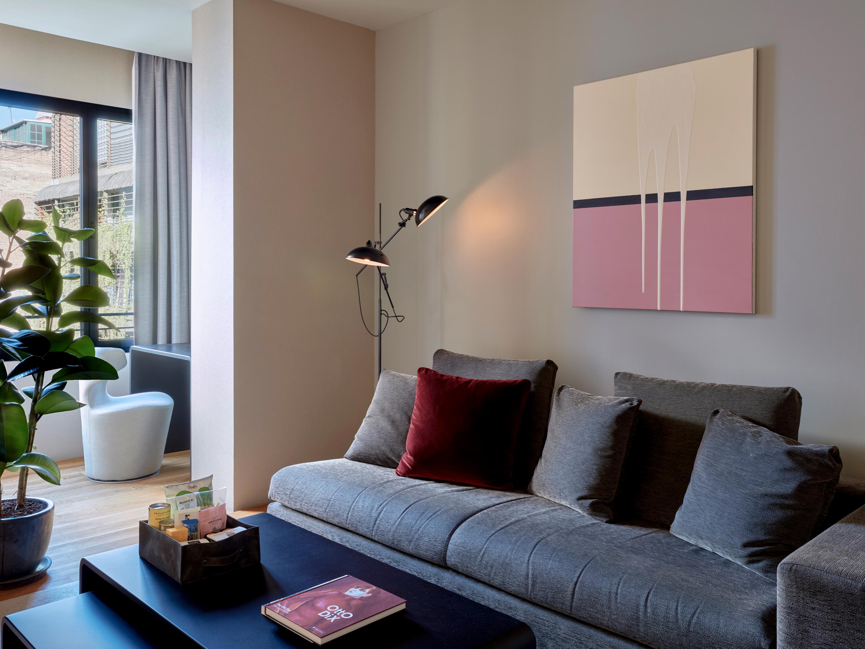 Sir Victor Hotel Sofa in Barcelona