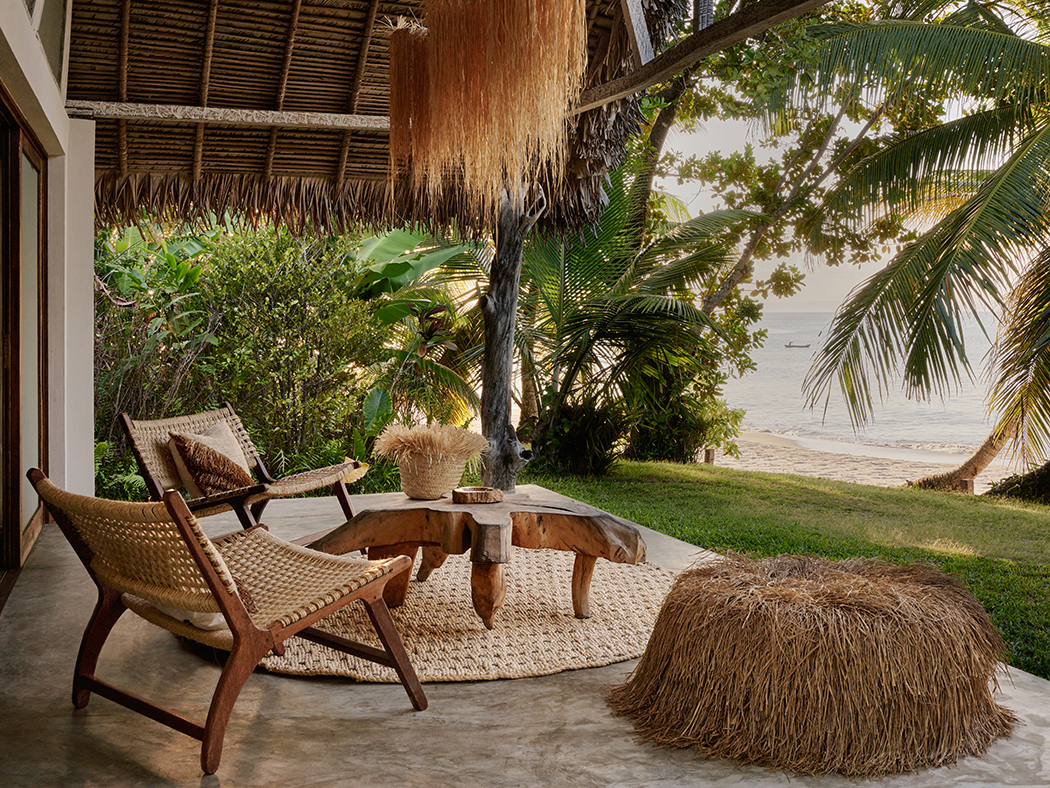 Voaara Deluxe Beach Bungalow R 05