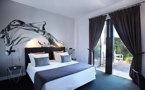 G 04 Farol Hotel