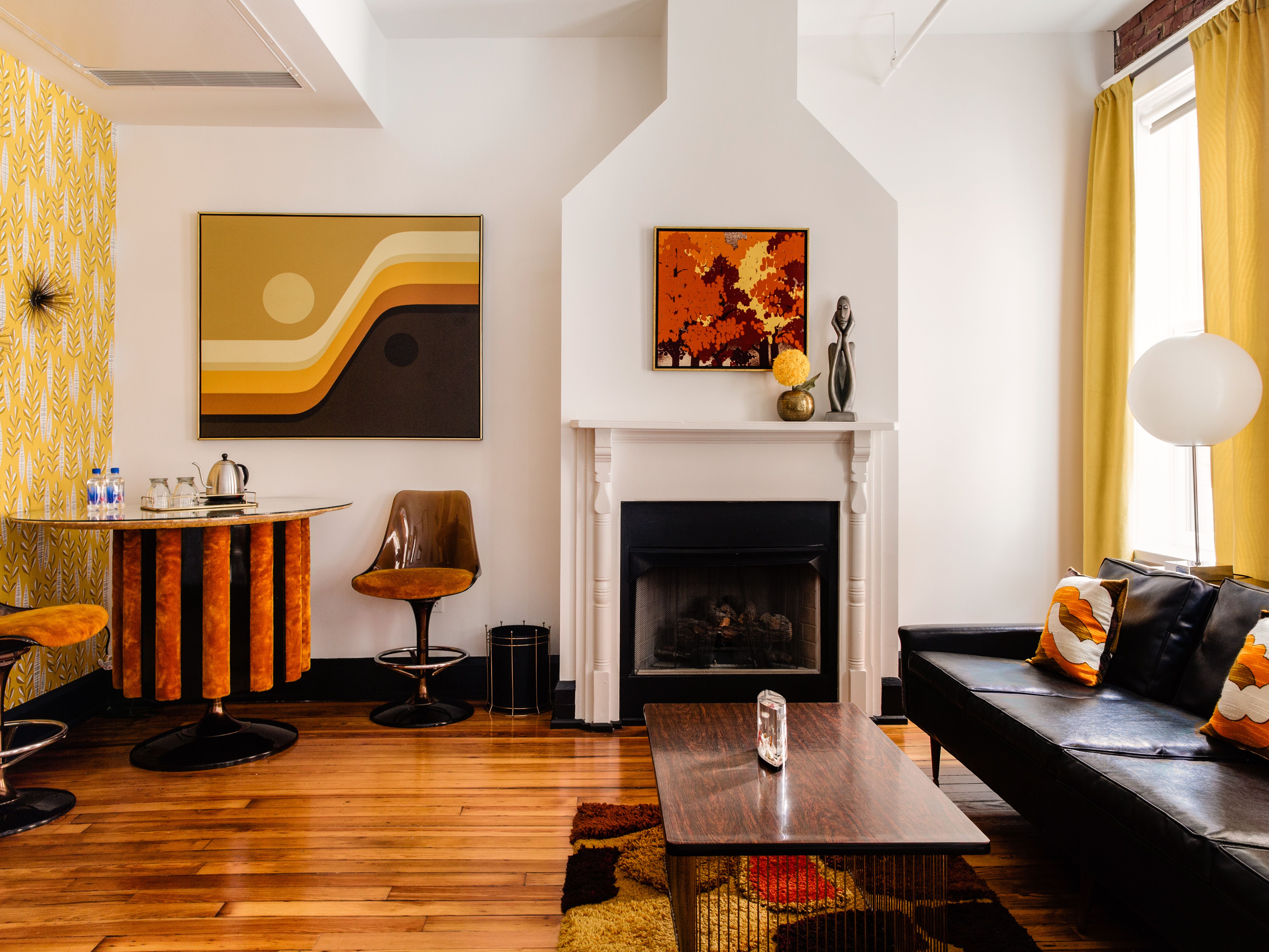 The Dwell The Mod Room in Chattanooga