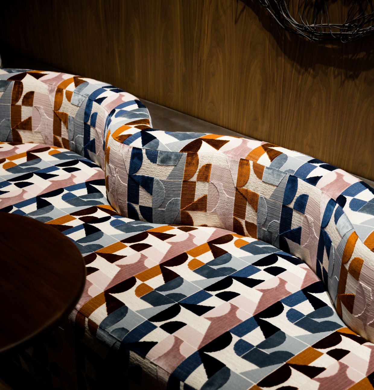 Public House Bangkok Interior Design 03