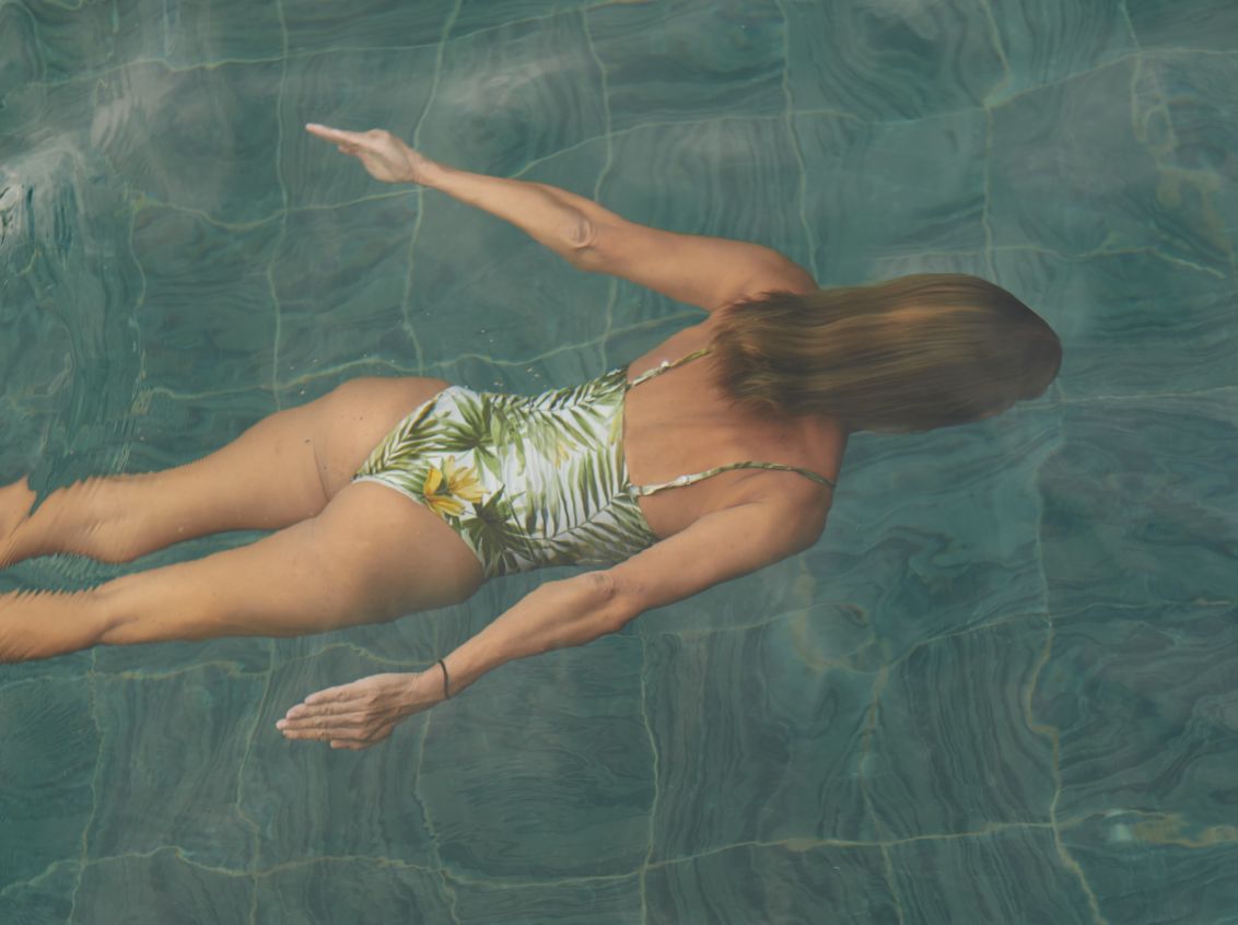 10 Voaara Originals Phillipe And Vi Kjellgren Wellness Pool Dip 2