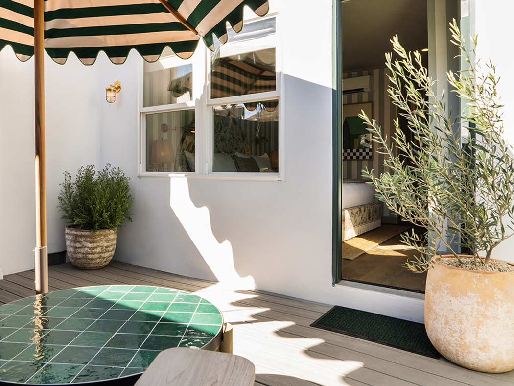 Le Petit Pali Brentwood The King Patio R 03