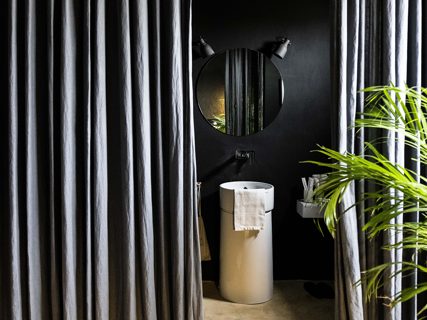 Palazzo Daniele Black Suite R 07