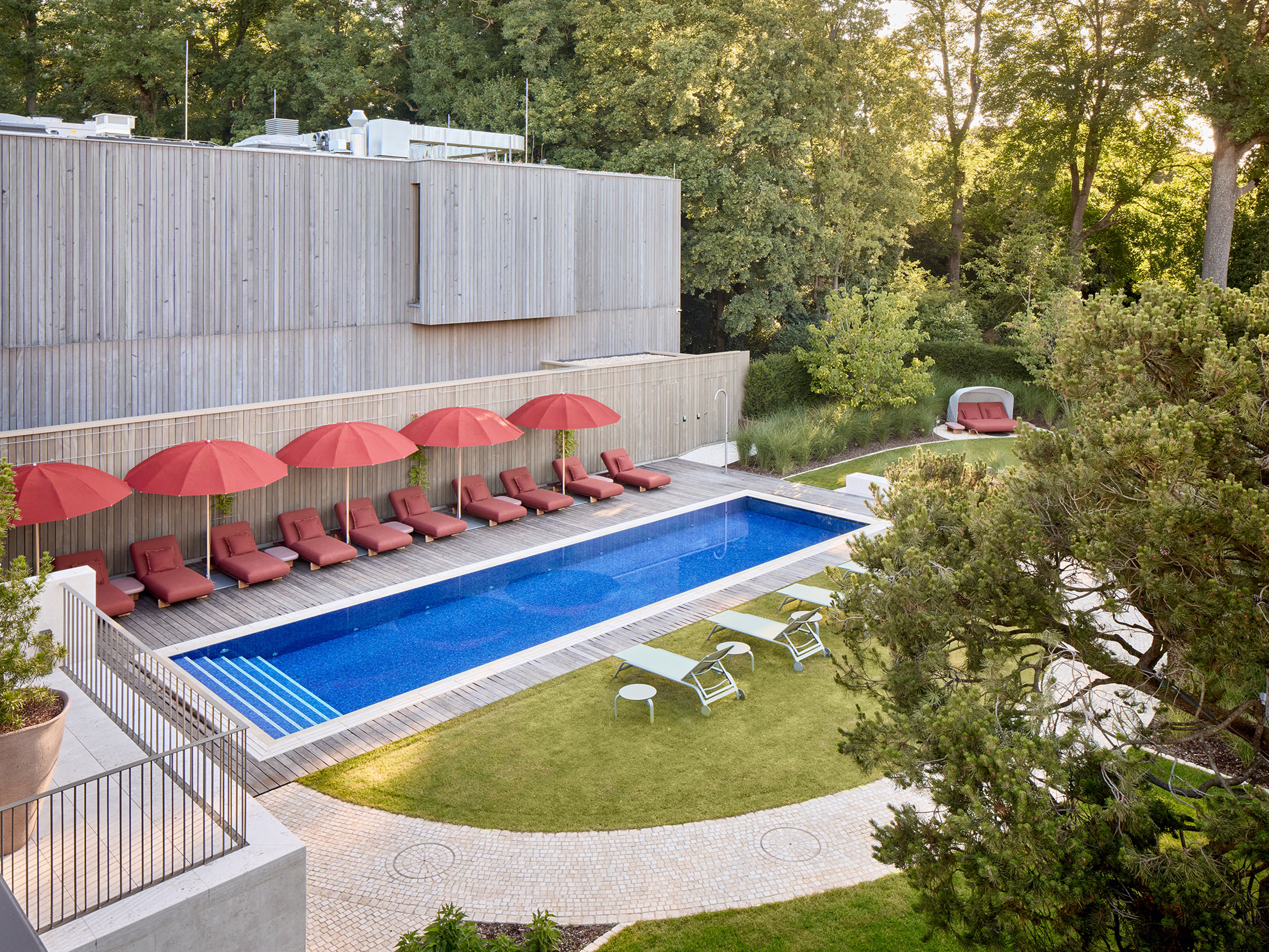 G 28 La Maison Hotel