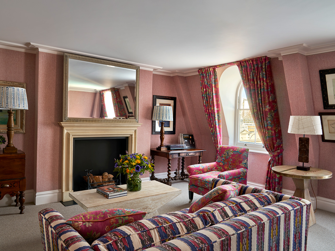 Charlotte Street One Bedroom Virginia Woolf Suite R 02