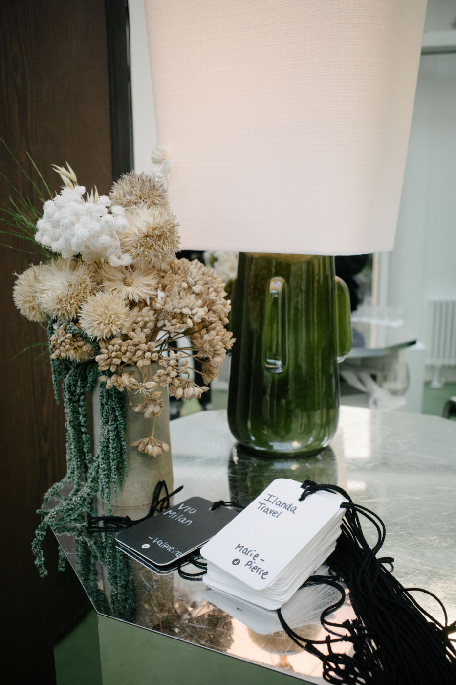 DH24 SALES CE Paris Travelpro 03