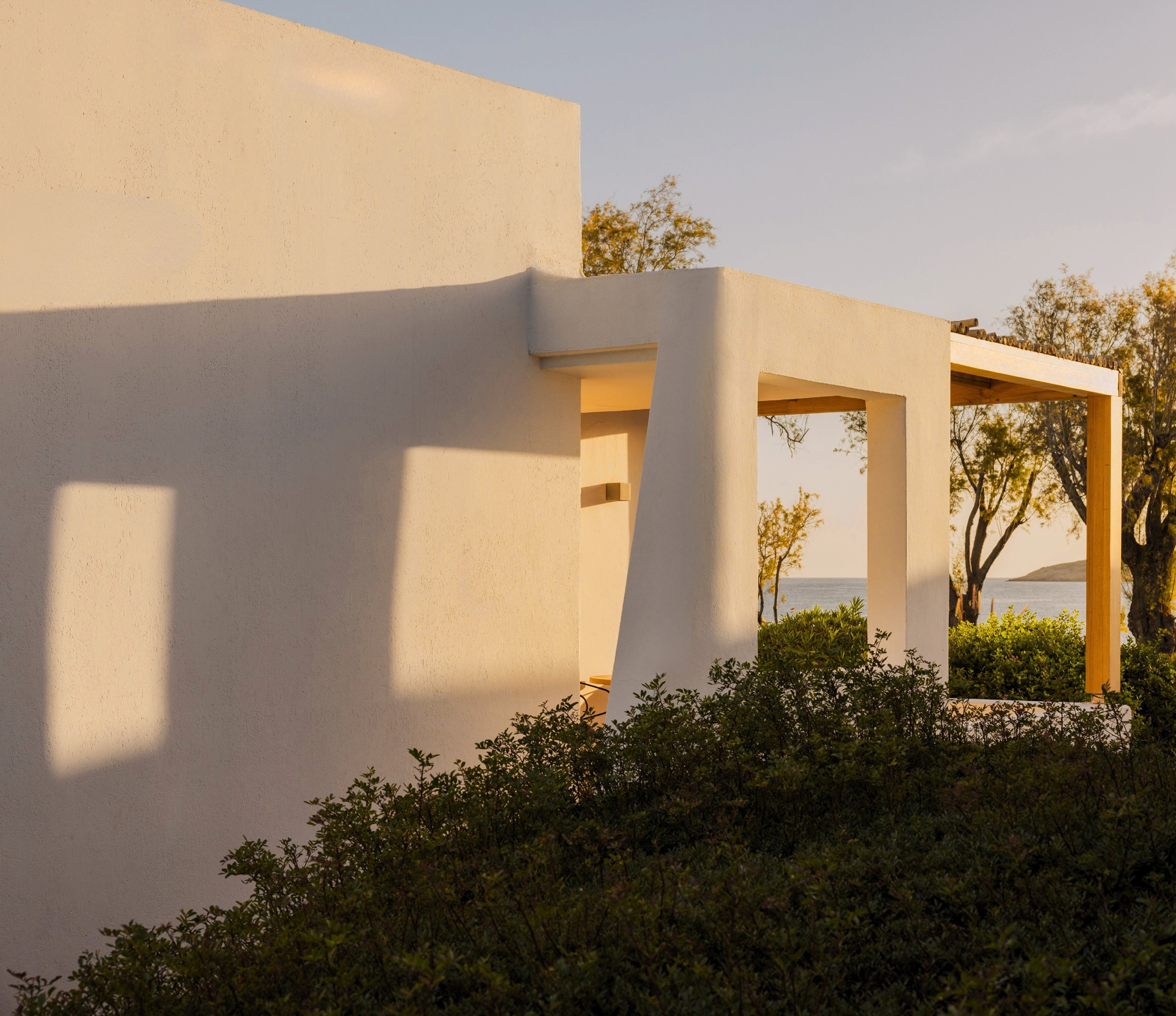 G 09 Minos Beach Art Hotel